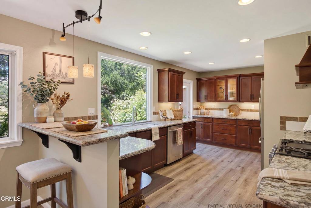 883 Moreno Drive, Ojai, CA 93023