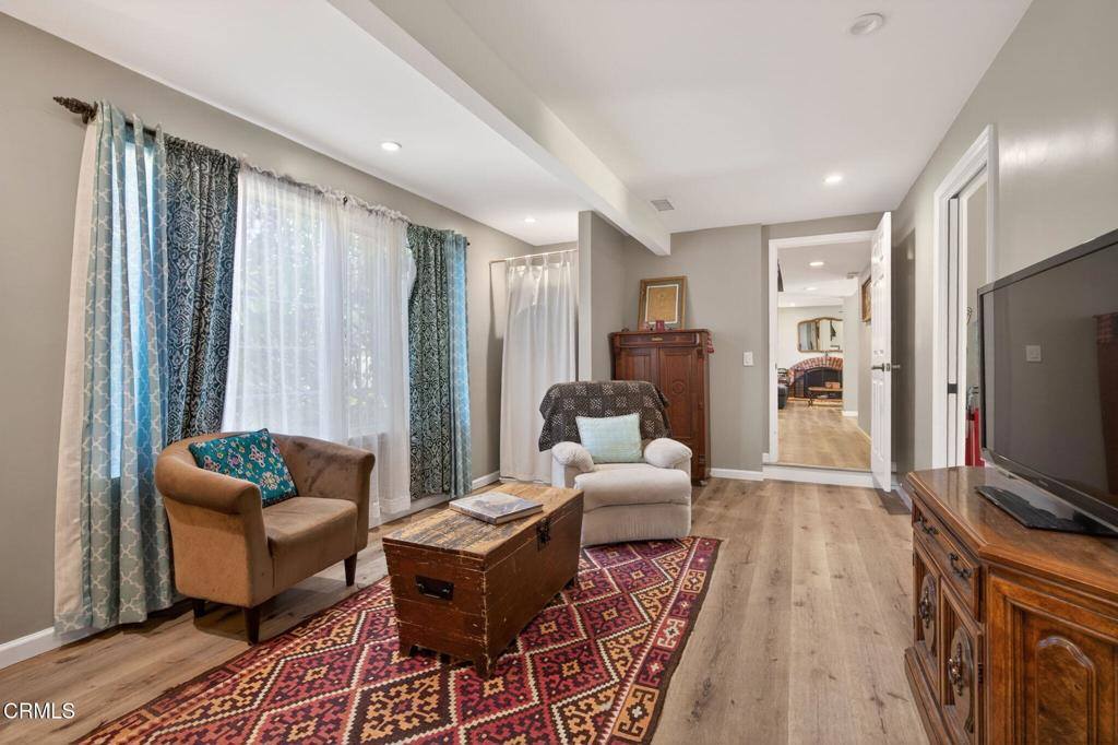 883 Moreno Drive, Ojai, CA 93023