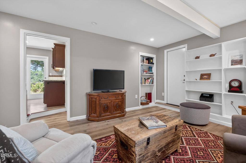 883 Moreno Drive, Ojai, CA 93023