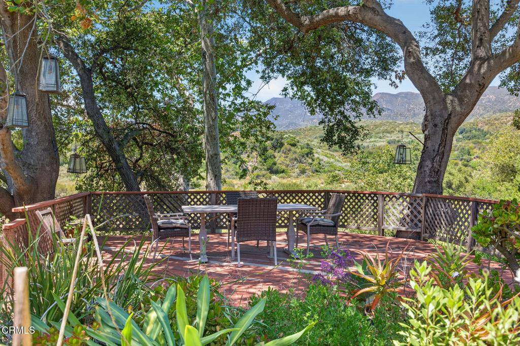 883 Moreno Drive, Ojai, CA 93023