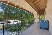 883 Moreno Drive, Ojai, CA 93023