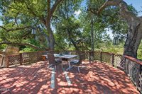 883 Moreno Drive, Ojai, CA 93023