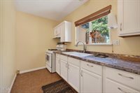 883 Moreno Drive, Ojai, CA 93023