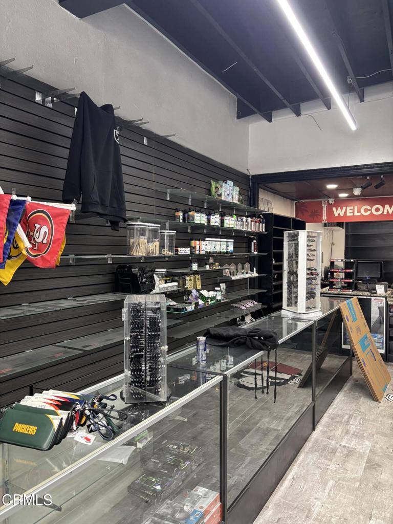 321 South C Street, Oxnard, CA 93030