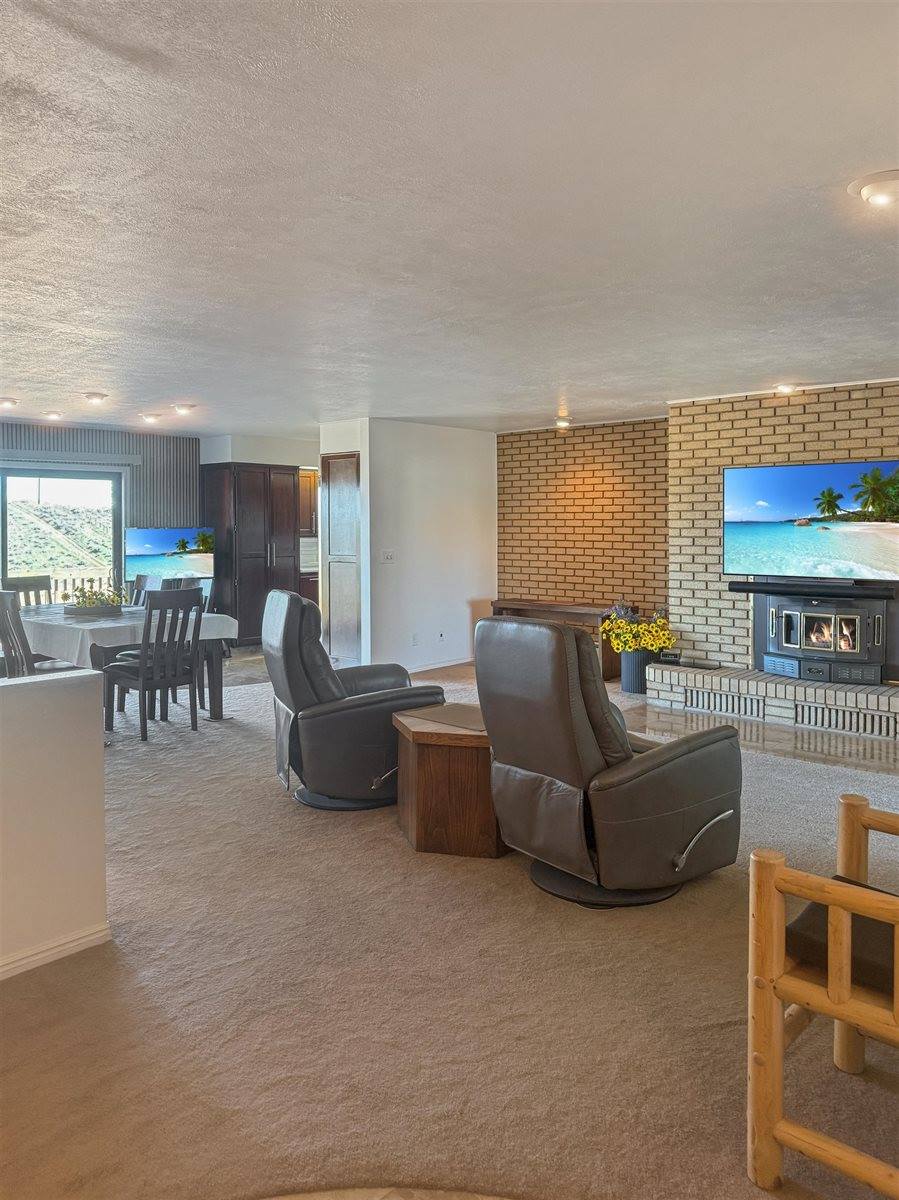 92 Declaration, Evanston, WY 82930