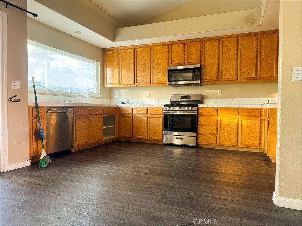 5421 Etherington Court, Riverbank, CA 95367
