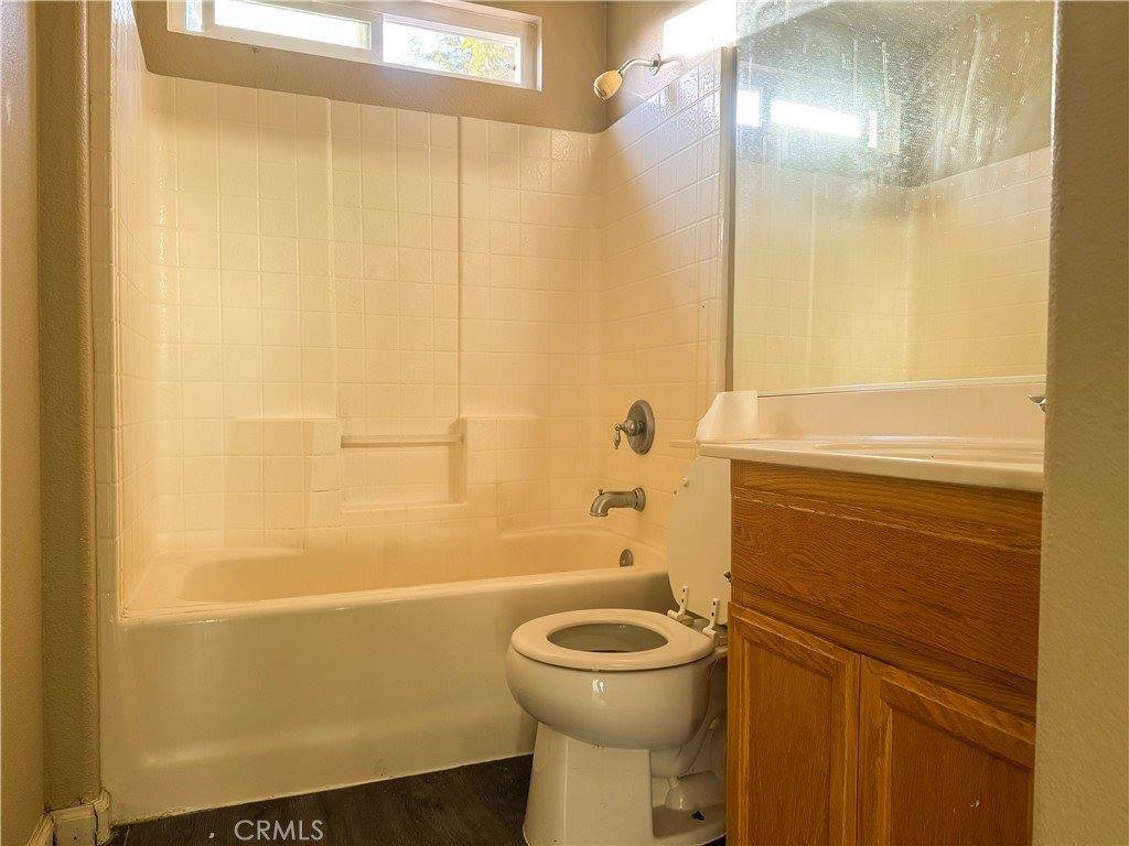 5421 Etherington Court, Riverbank, CA 95367