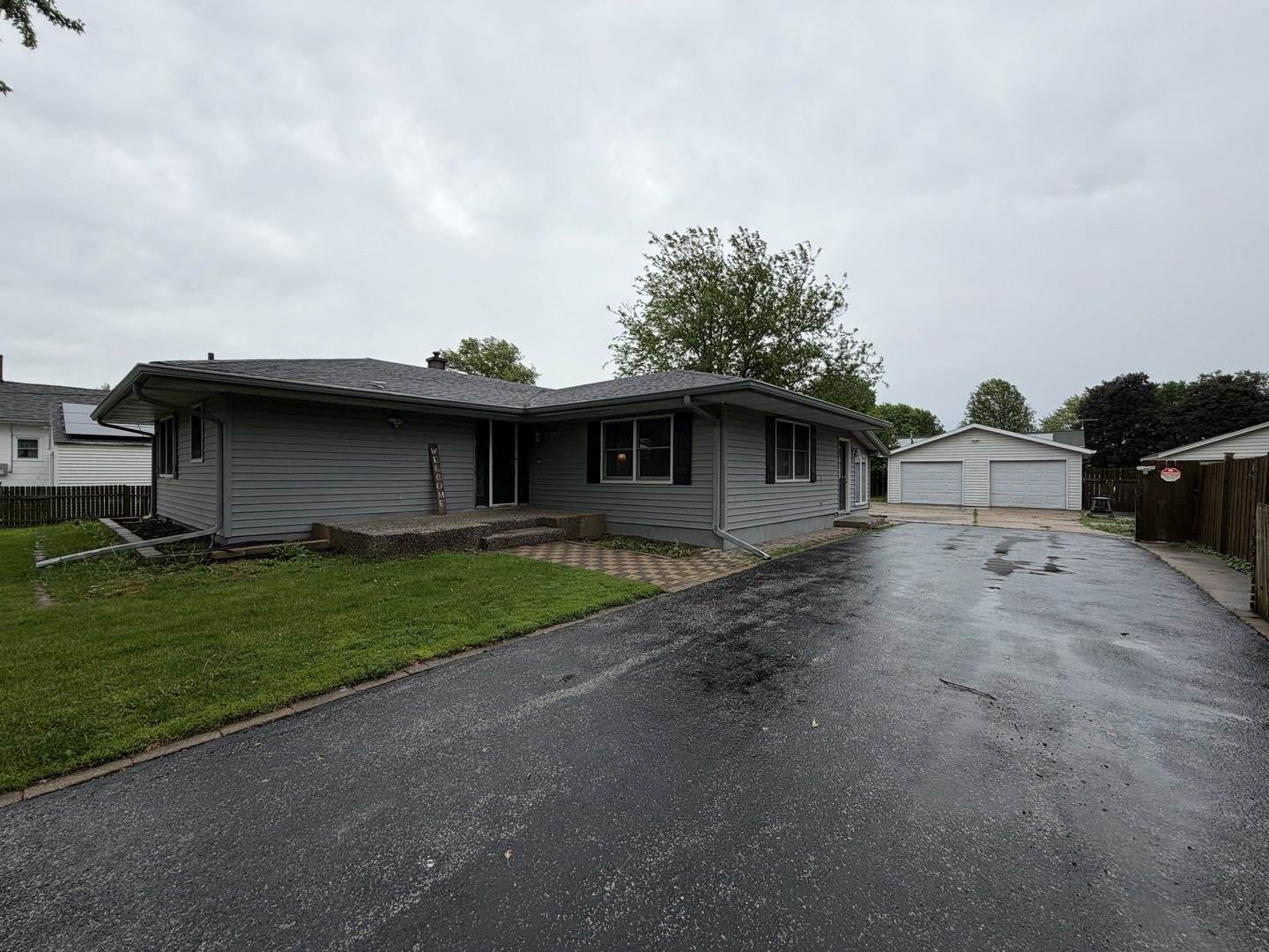 201 North Scandia Street, Alpha, IL 61413