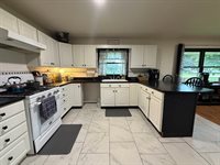 201 North Scandia Street, Alpha, IL 61413