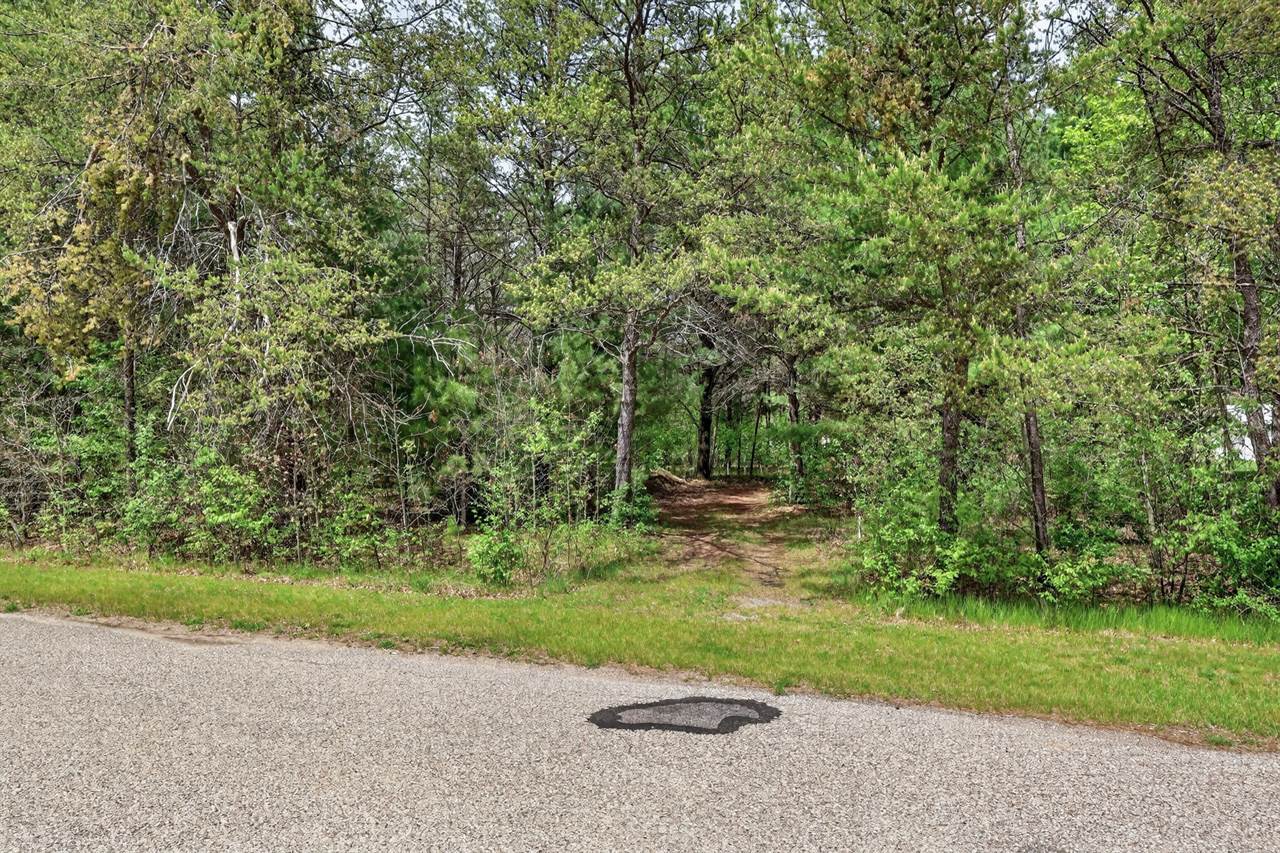 9321 Buena Vista Road, Wisconsin Rapids, WI 54494