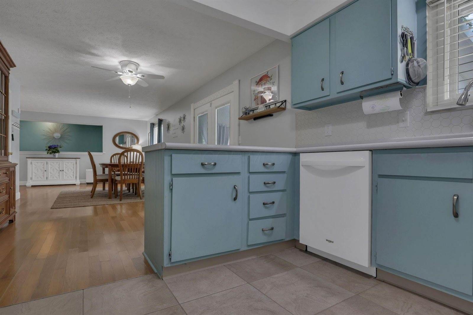 6651 Rugosa Avenue, Reynoldsburg, OH 43068