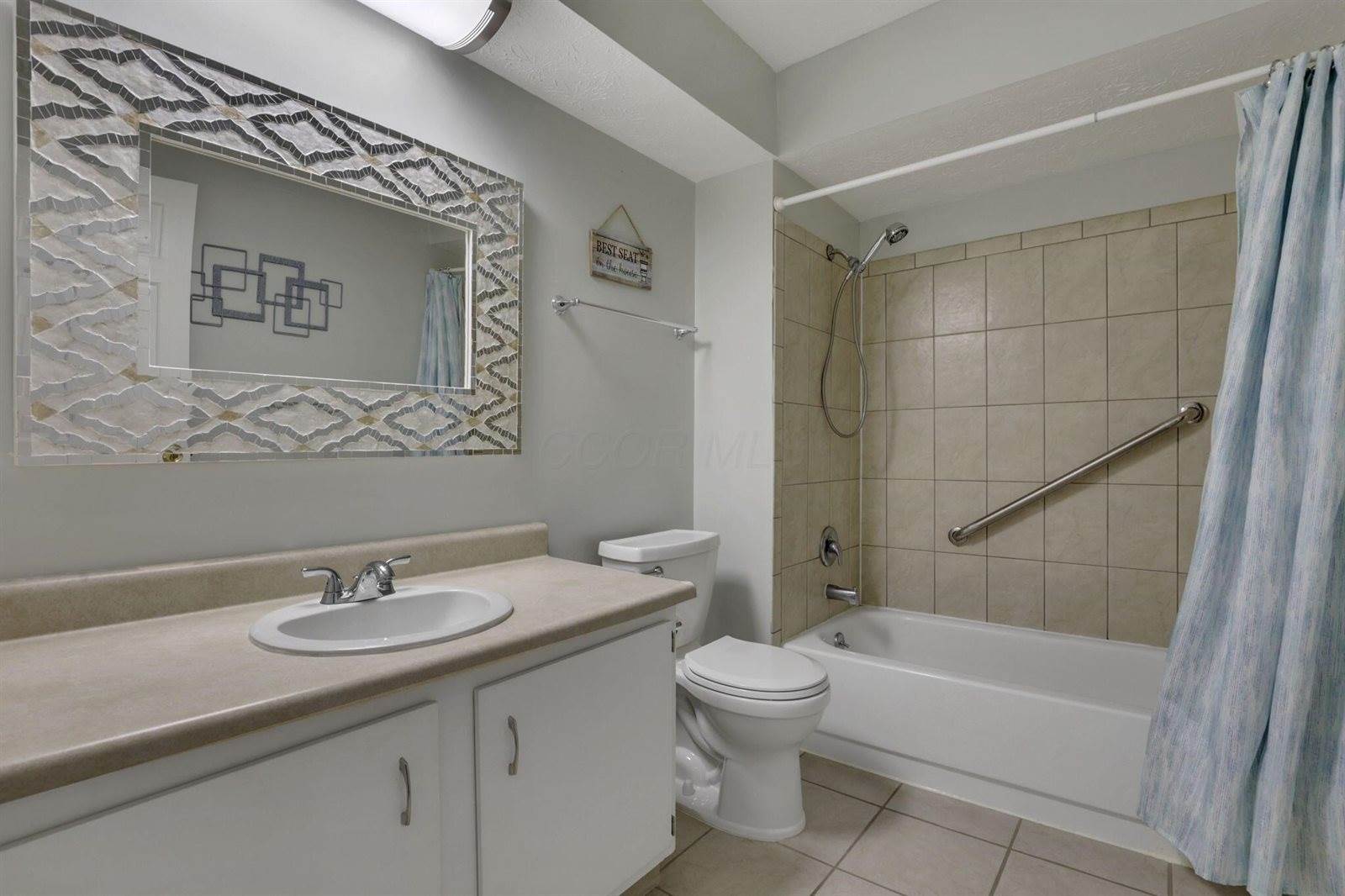 6651 Rugosa Avenue, Reynoldsburg, OH 43068