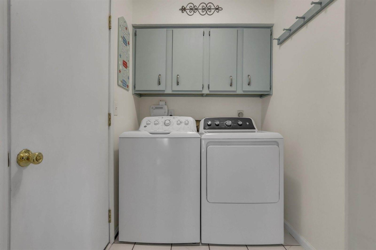 6651 Rugosa Avenue, Reynoldsburg, OH 43068