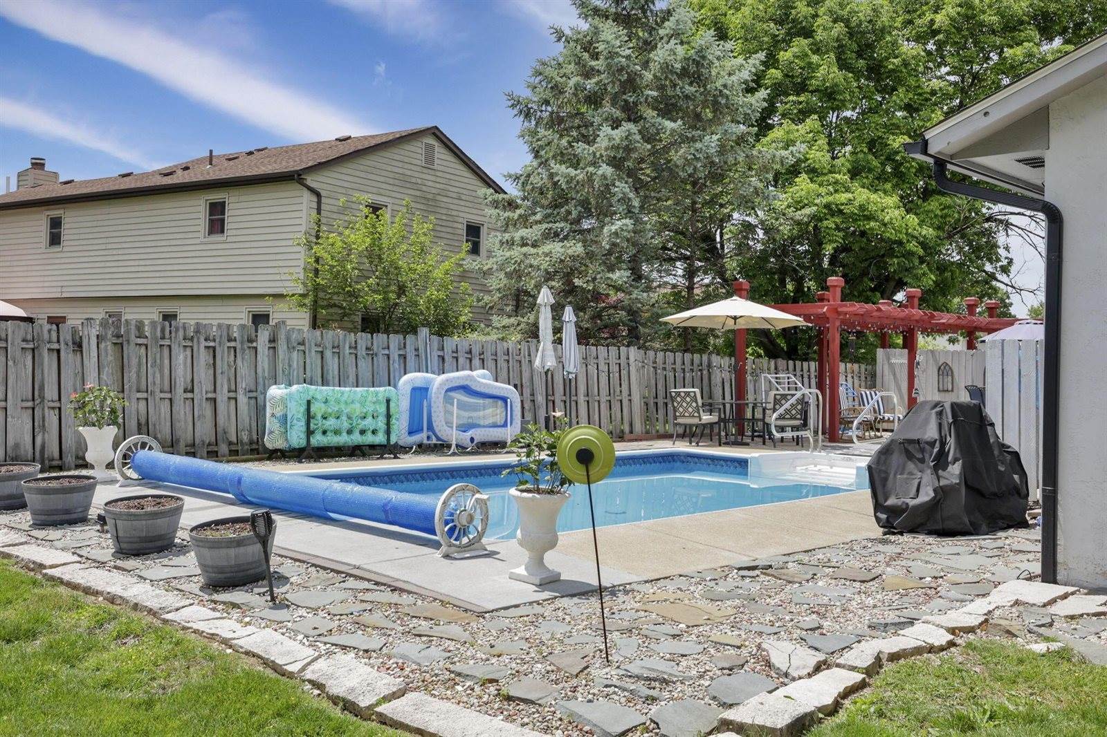 6651 Rugosa Avenue, Reynoldsburg, OH 43068