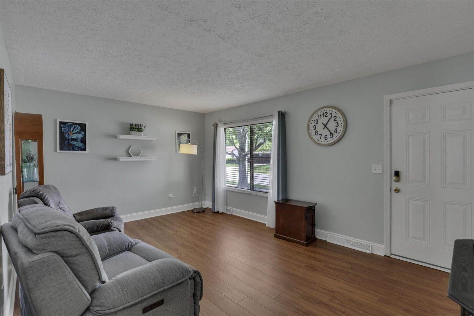 6651 Rugosa Avenue, Reynoldsburg, OH 43068