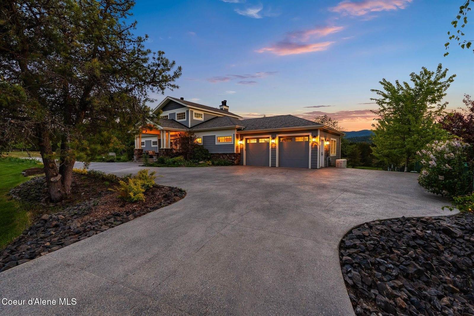 90 Bonnie Ln, Sagle, ID 83860