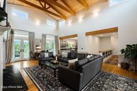 90 Bonnie Ln, Sagle, ID 83860