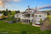 90 Bonnie Ln, Sagle, ID 83860