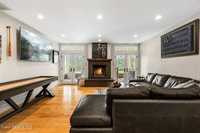 90 Bonnie Ln, Sagle, ID 83860