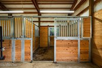 90 Bonnie Ln, Sagle, ID 83860