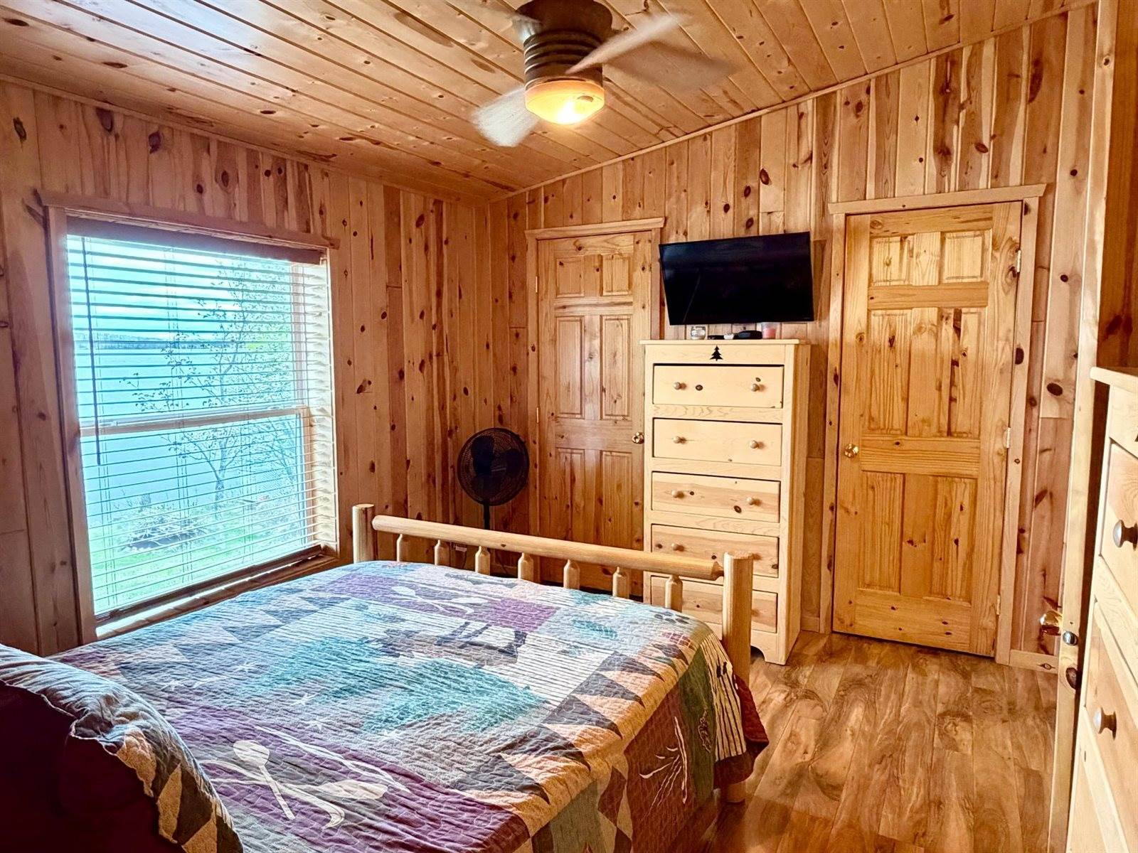 3936 Sunnyside Park Road, Floodwood, MN 55736