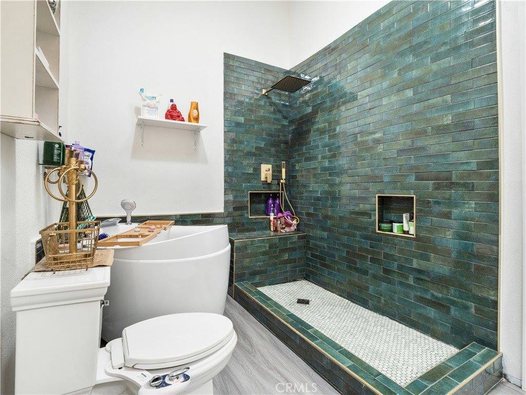22825 Fir Court, Saugus, CA 91390