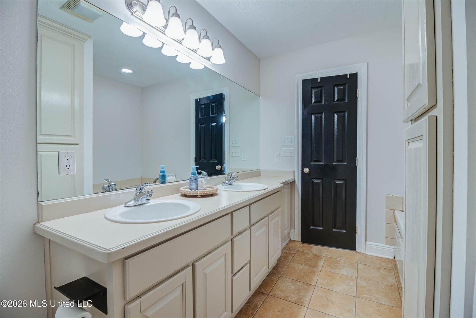 71 Timaquana Drive, Picayune, MS 39466