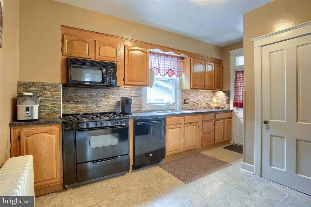 155 East Emaus Street, Middletown, PA 17057
