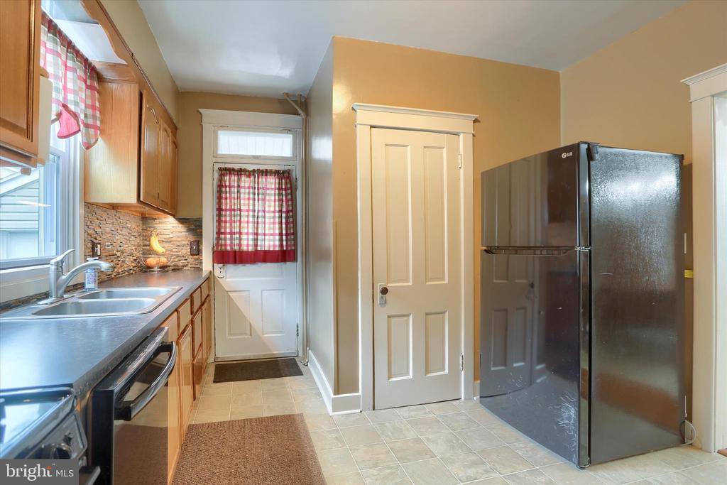 155 East Emaus Street, Middletown, PA 17057