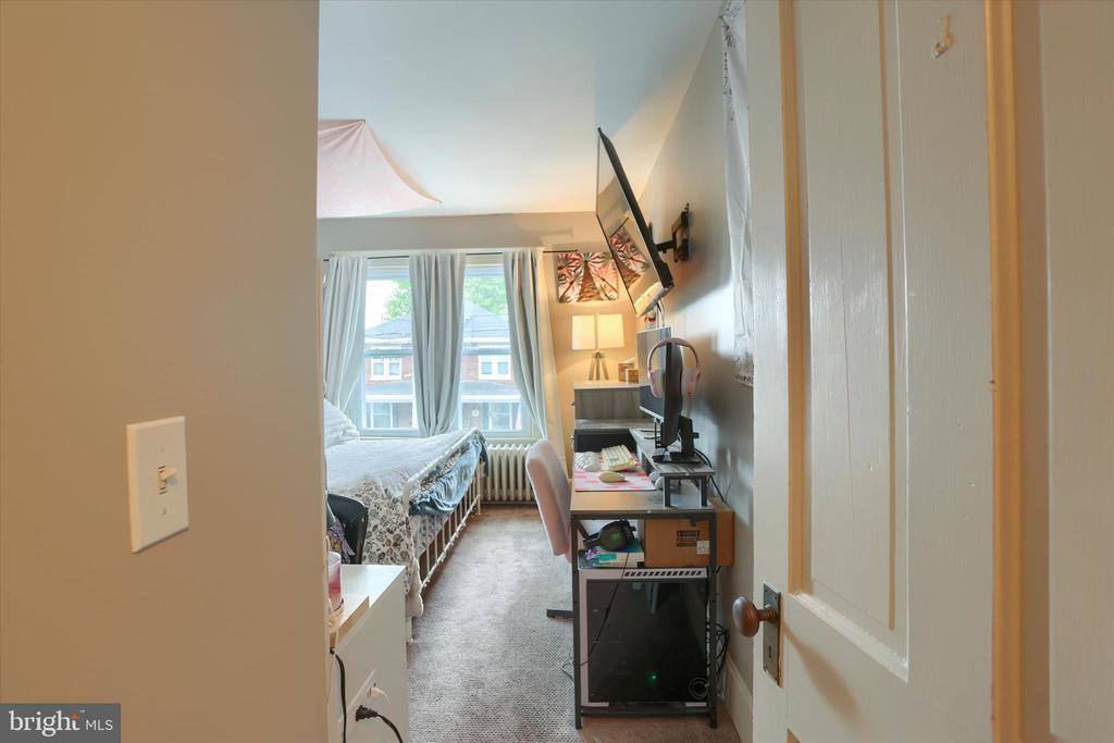 155 East Emaus Street, Middletown, PA 17057