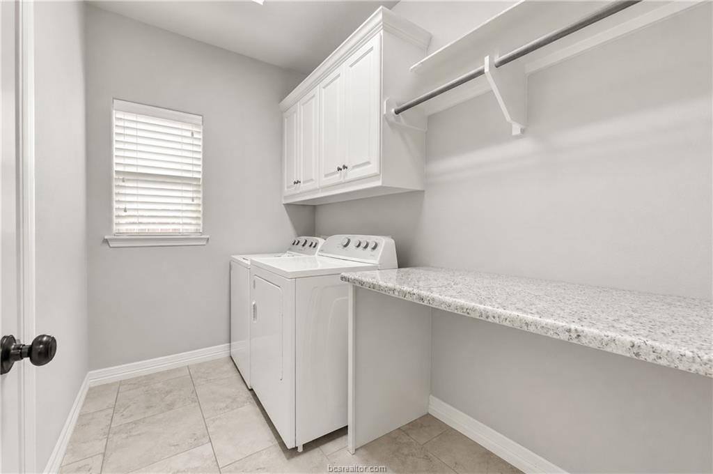4251 Rocky Rhodes Drive, College Station, TX 77845