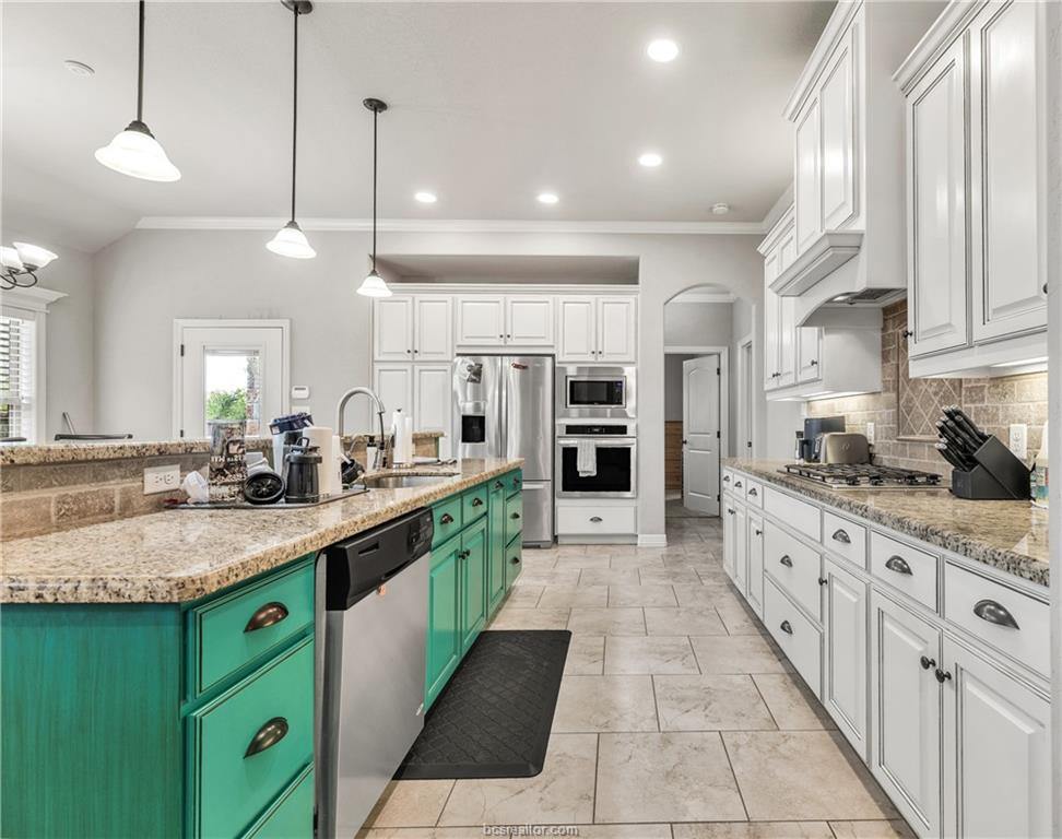 4251 Rocky Rhodes Drive, College Station, TX 77845