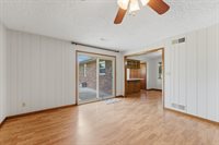 1200 6th Street, Hampton, IL 61256