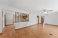 1200 6th Street, Hampton, IL 61256