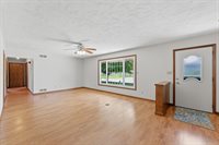 1200 6th Street, Hampton, IL 61256