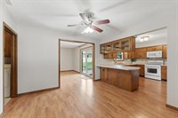 1200 6th Street, Hampton, IL 61256