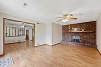 1200 6th Street, Hampton, IL 61256