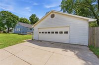 2405 31st Street A, Moline, IL 61265