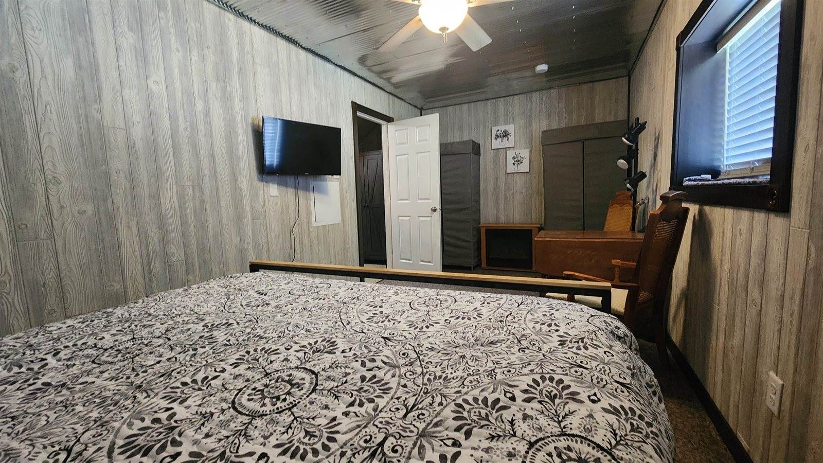 345 1st Rd SW, Pick City, ND 58545