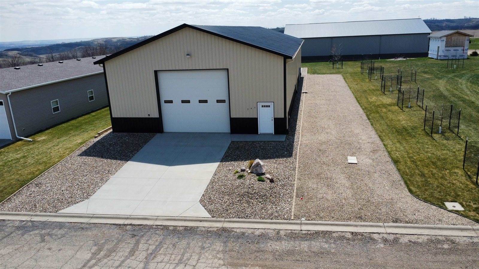 345 1st Rd SW, Pick City, ND 58545