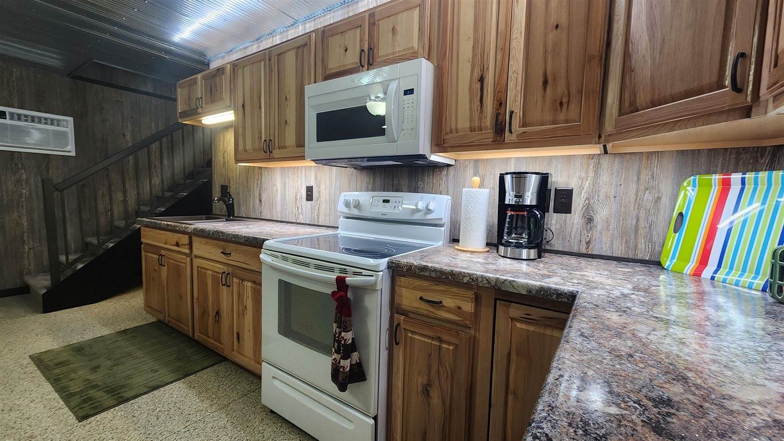 345 1st Rd SW, Pick City, ND 58545