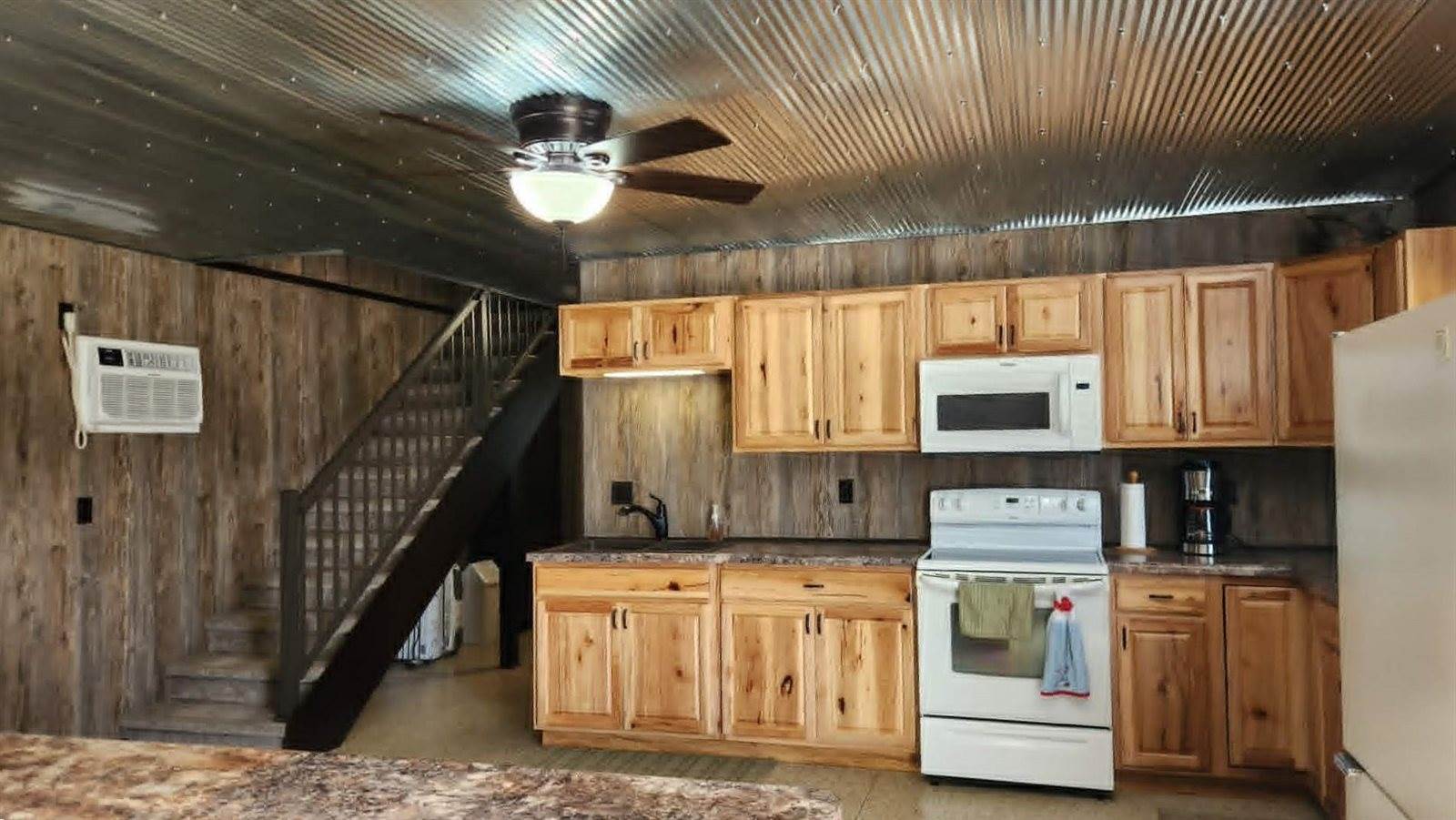 345 1st Rd SW, Pick City, ND 58545