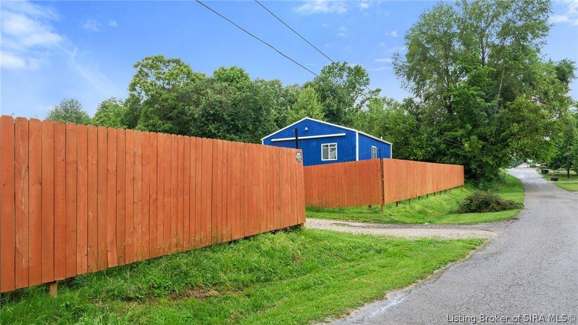119 Standish Street, Salem, IN 47167
