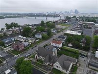 321 East Market Street, Jeffersonville, IN 47130
