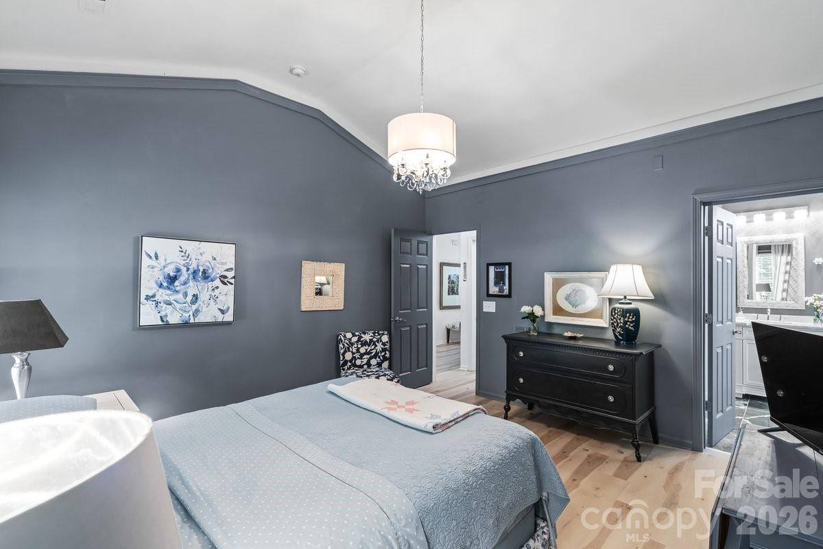 11219 Isthmus Court, Charlotte, NC 28215