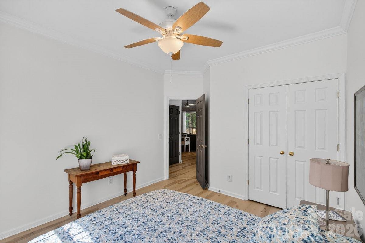 11219 Isthmus Court, Charlotte, NC 28215