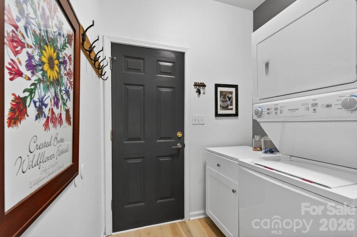 11219 Isthmus Court, Charlotte, NC 28215