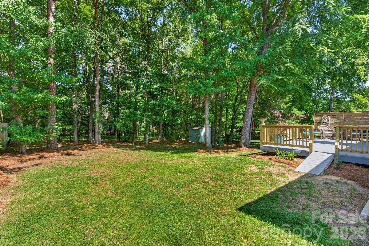 11219 Isthmus Court, Charlotte, NC 28215