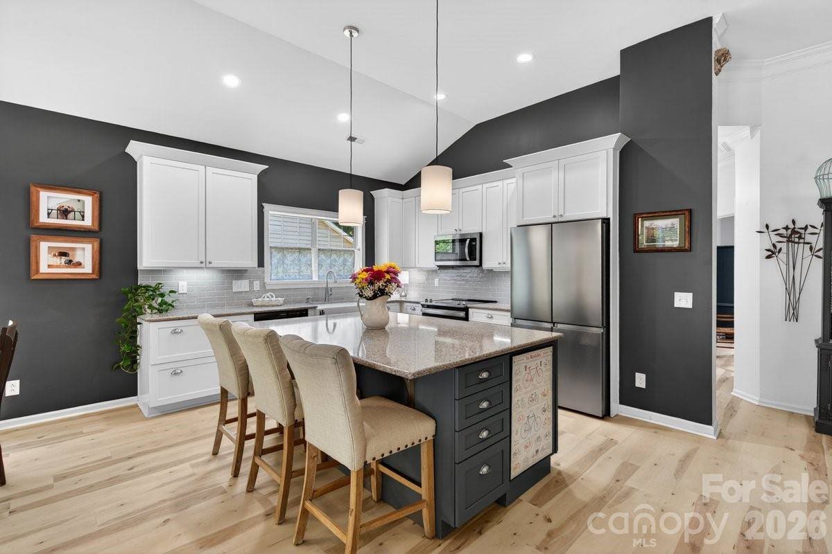 11219 Isthmus Court, Charlotte, NC 28215