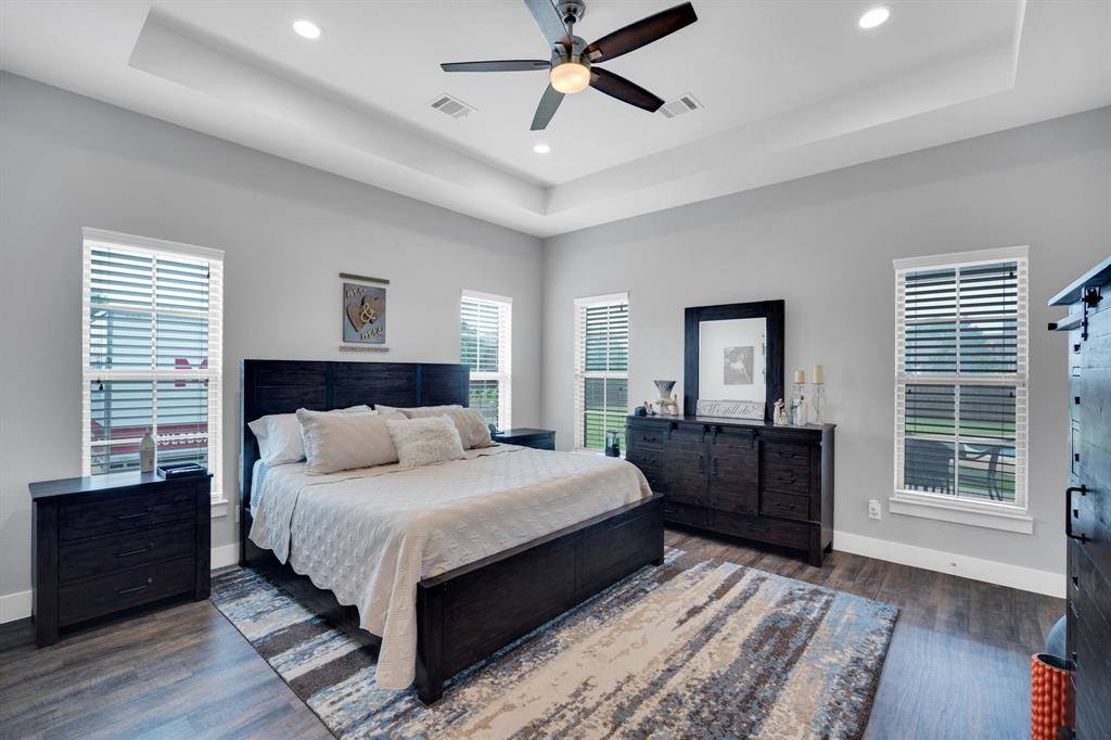 8611 Mattie Lane, Waxahachie, TX 75167